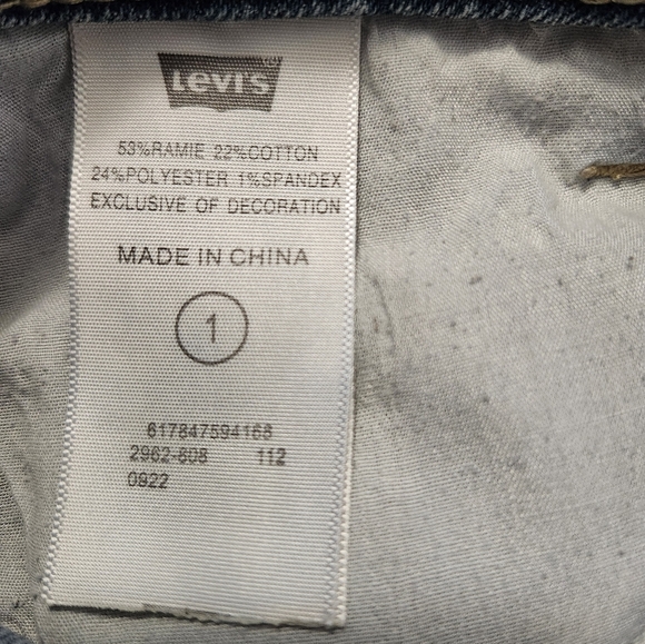 Levi's jeans genuinely crafted, shorts, juniors size 1 - Picture 9 of 10